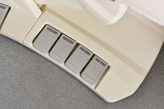 beige-elektrisk-beauty-stol-fotölj-salong-14